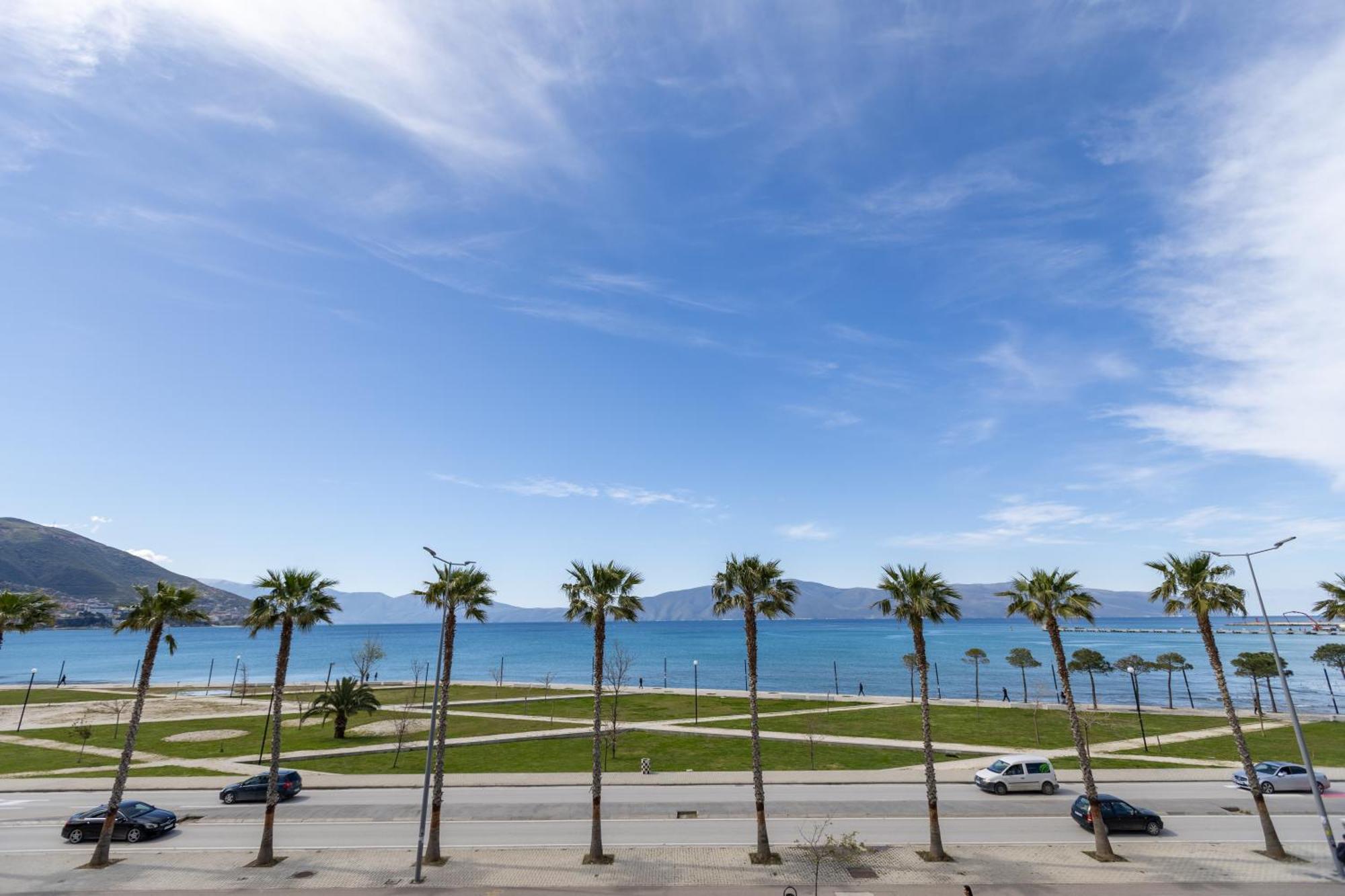 Azure Bliss Seaview Vlore-Kean Apartment ภายนอก รูปภาพ